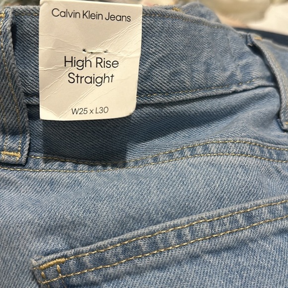 High Rise Straight Pant waist size 25. It's Brand New, just wore it to try. - Picture 2 of 2